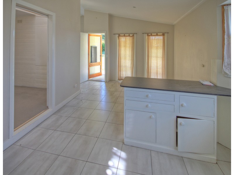 38 Forge Creek Rd, Eagle Point VIC 3878