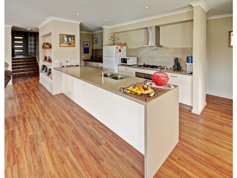 45 Lorimer Drive, Bairnsdale VIC 3875