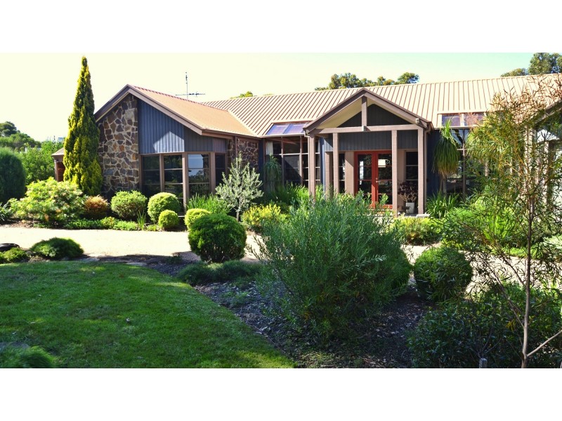 5 Kellina Ct, Paynesville VIC 3880