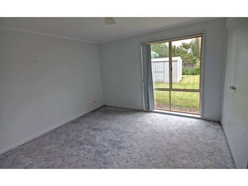 2 Alfred Pl, Bairnsdale VIC 3875