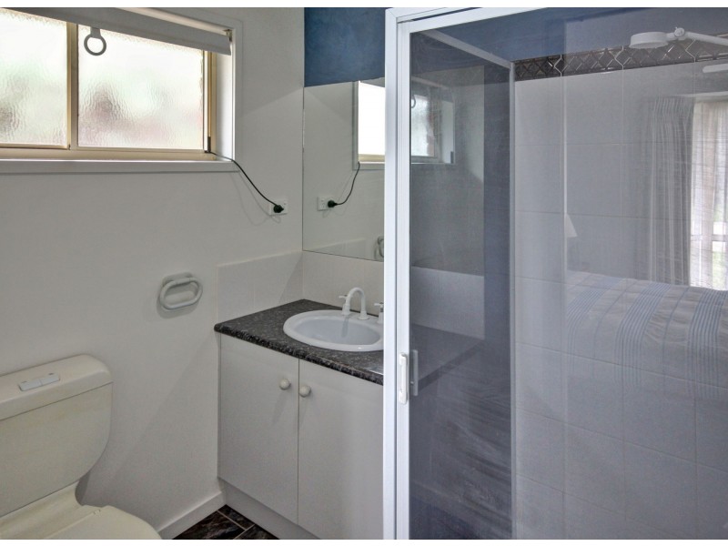 2 Alfred Pl, Bairnsdale VIC 3875