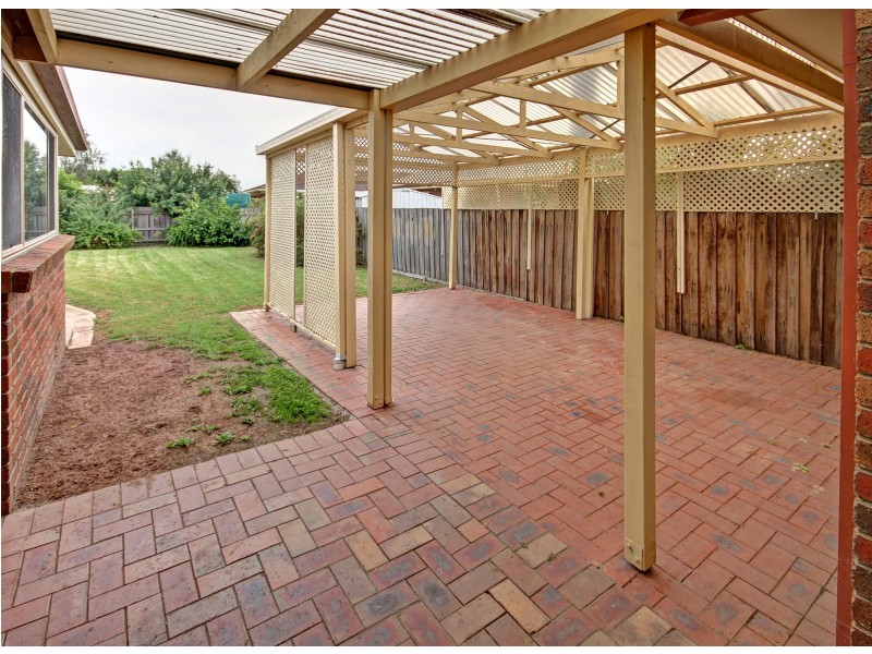 2 Alfred Pl, Bairnsdale VIC 3875