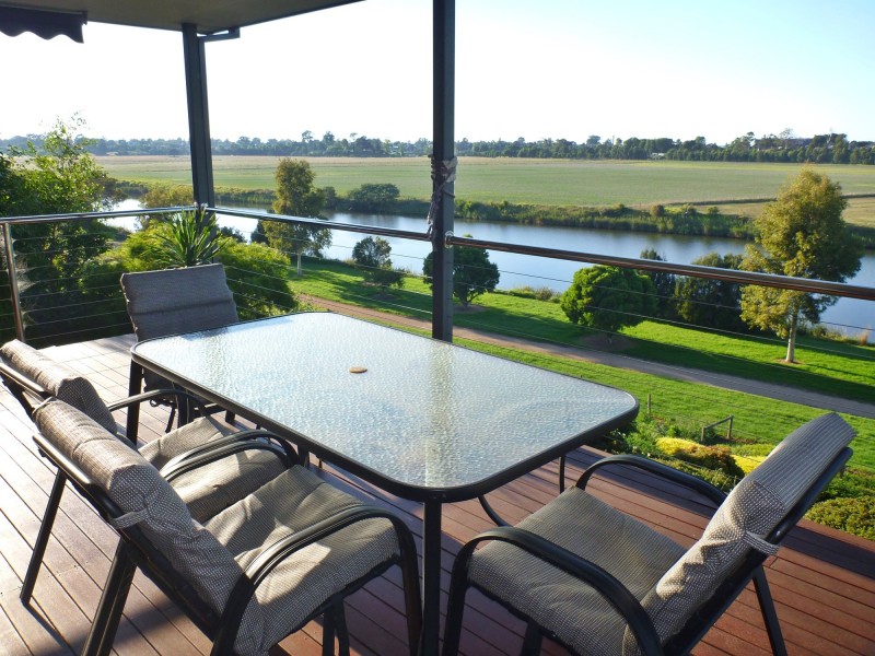 14 The Backwater, Bairnsdale VIC 3875