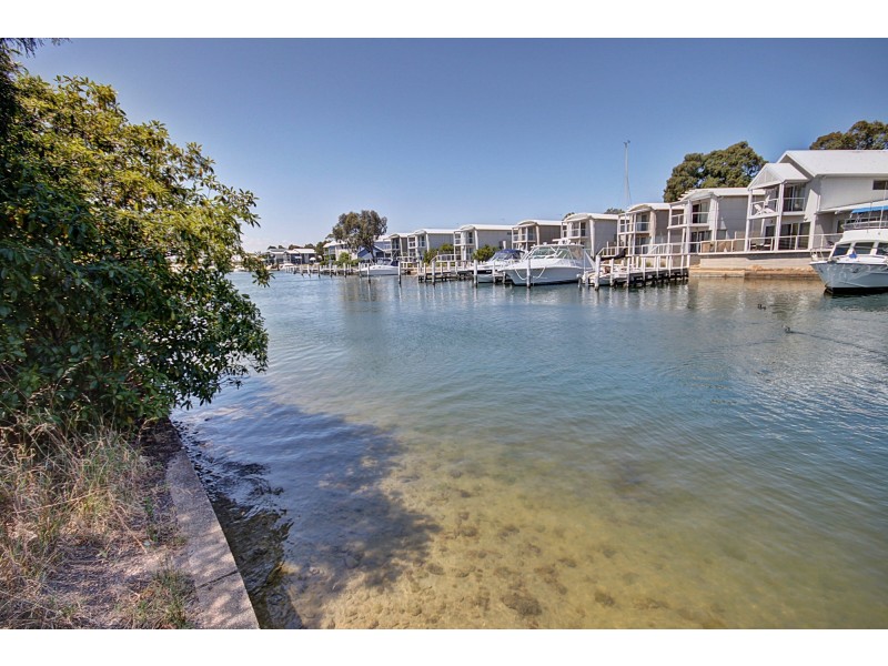 1/20 King St, Paynesville VIC 3880