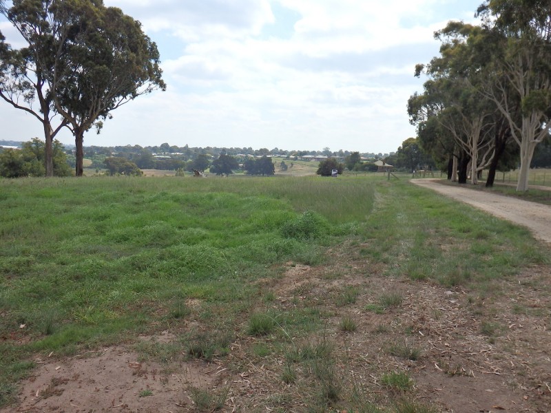 55 Mcauleys Rd, Wy Yung VIC 3875