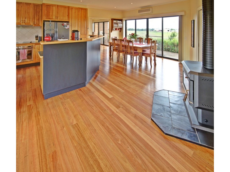 25 William Ct, Bairnsdale VIC 3875