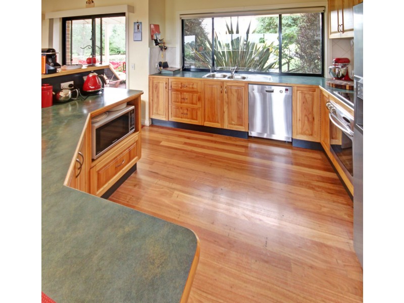 25 William Ct, Bairnsdale VIC 3875