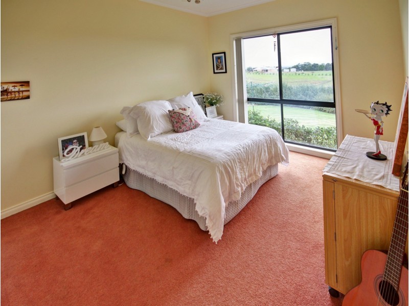 25 William Ct, Bairnsdale VIC 3875