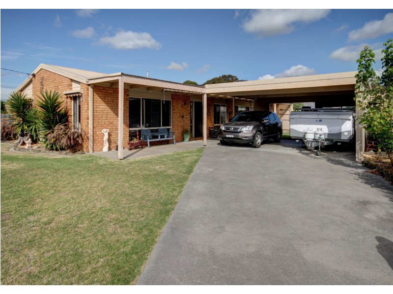9 Queen St, Paynesville VIC 3880