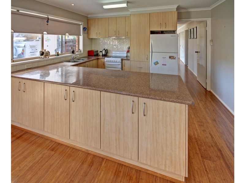 9 Queen St, Paynesville VIC 3880