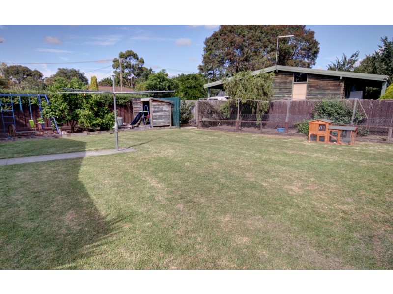 9 Queen St, Paynesville VIC 3880