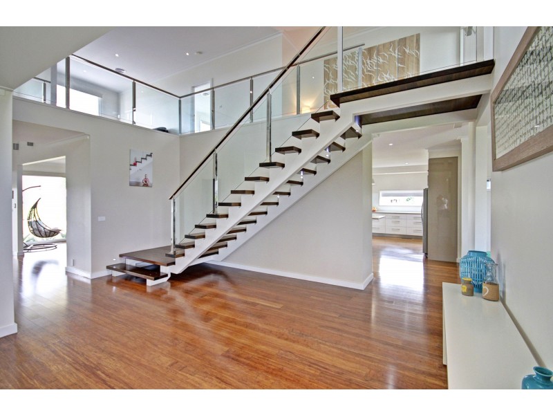 1 Driftwood Cl, Paynesville VIC 3880