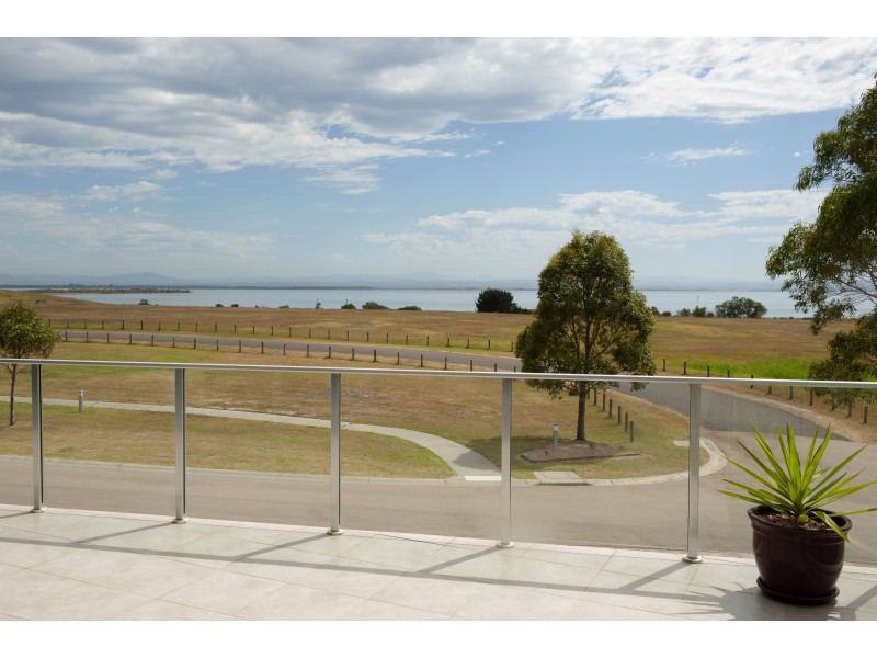 1 Driftwood Cl, Paynesville VIC 3880