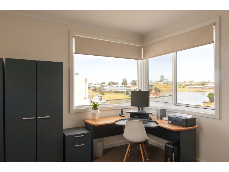 1 Driftwood Cl, Paynesville VIC 3880