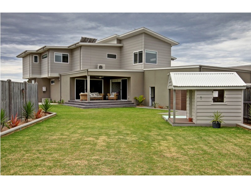1 Driftwood Cl, Paynesville VIC 3880