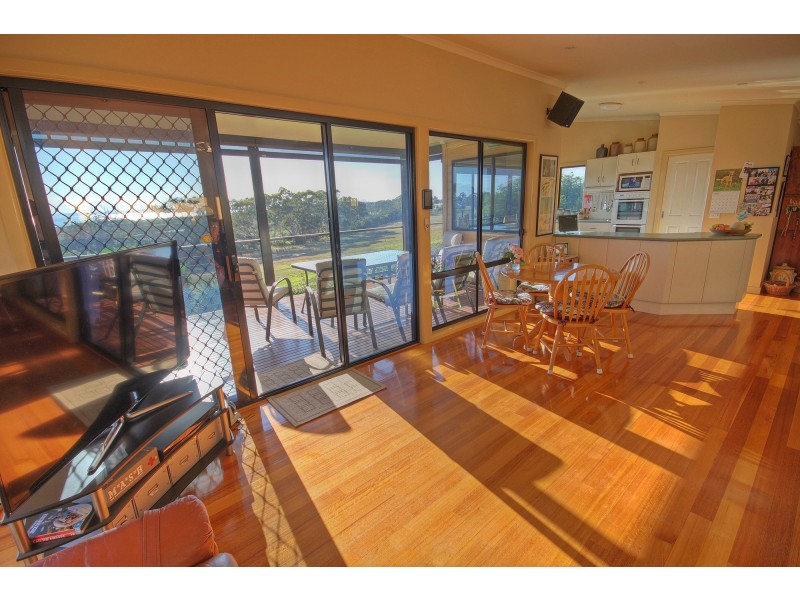 56 Fullarton Dr, Paynesville VIC 3880