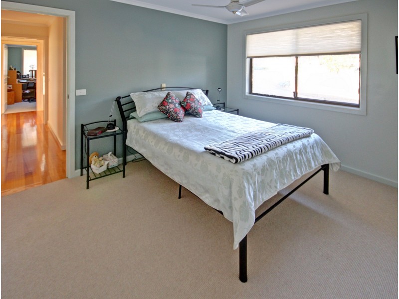 56 Fullarton Dr, Paynesville VIC 3880