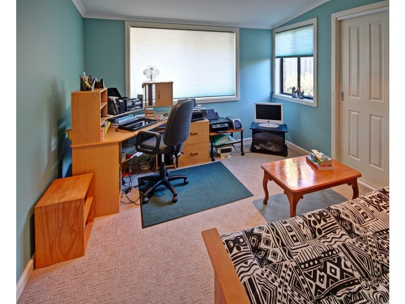 56 Fullarton Dr, Paynesville VIC 3880