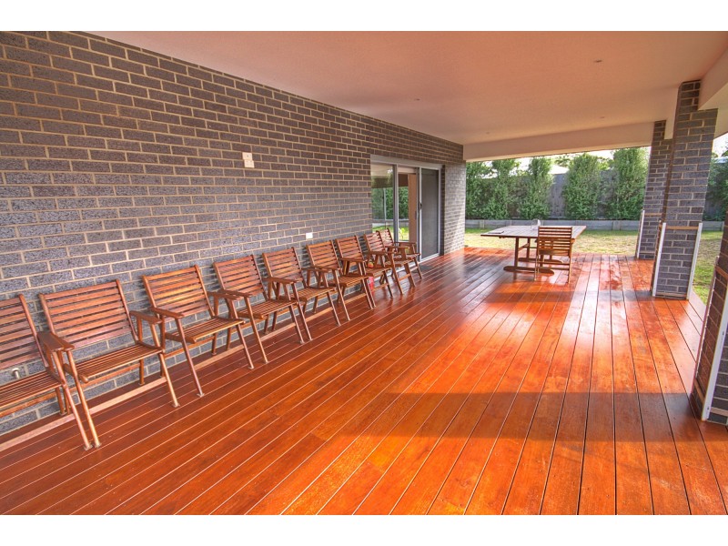 30 May Park Dr, Paynesville VIC 3880