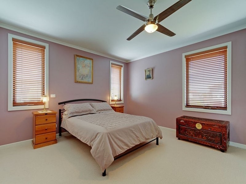 8 Magpie Ave, Metung VIC 3904