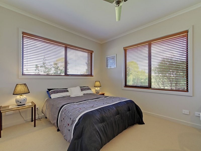 8 Magpie Ave, Metung VIC 3904