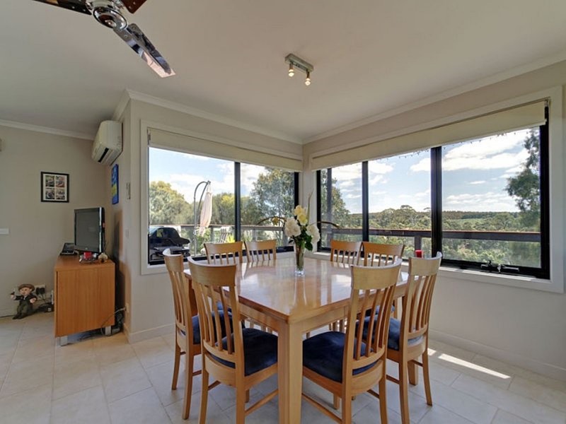 8 Magpie Ave, Metung VIC 3904