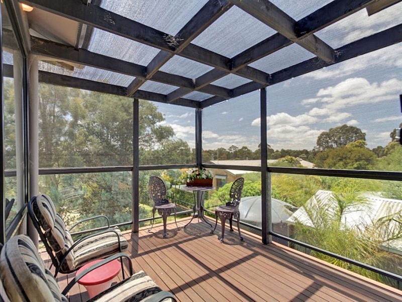 8 Magpie Ave, Metung VIC 3904