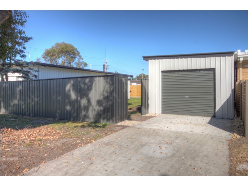 23 Reynolds St, Paynesville VIC 3880