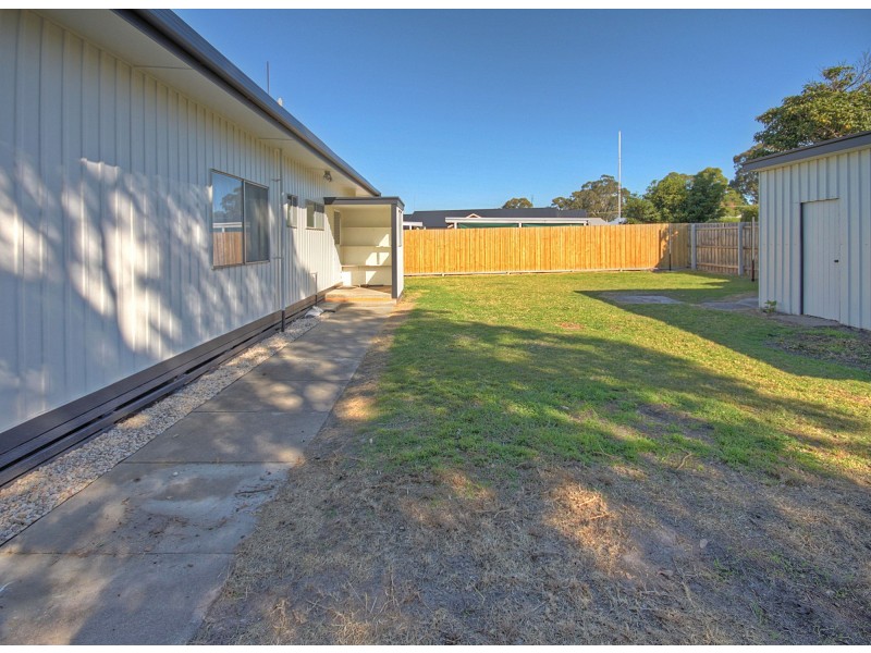 23 Reynolds St, Paynesville VIC 3880