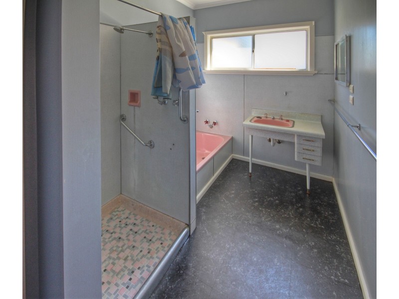 23 Reynolds St, Paynesville VIC 3880