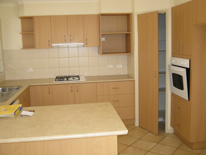 27a Charlton Place, Bairnsdale VIC 3875