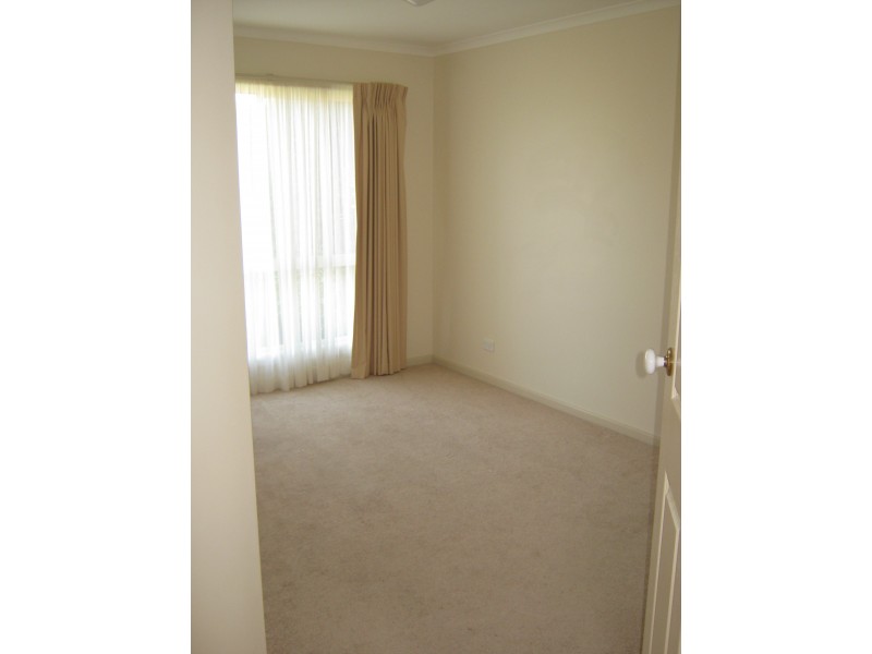 27a Charlton Place, Bairnsdale VIC 3875