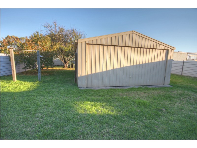 9 Payne Street, Bairnsdale VIC 3875