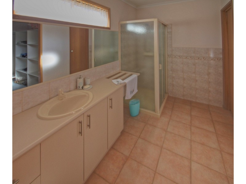 59 Wellington St, Paynesville VIC 3880