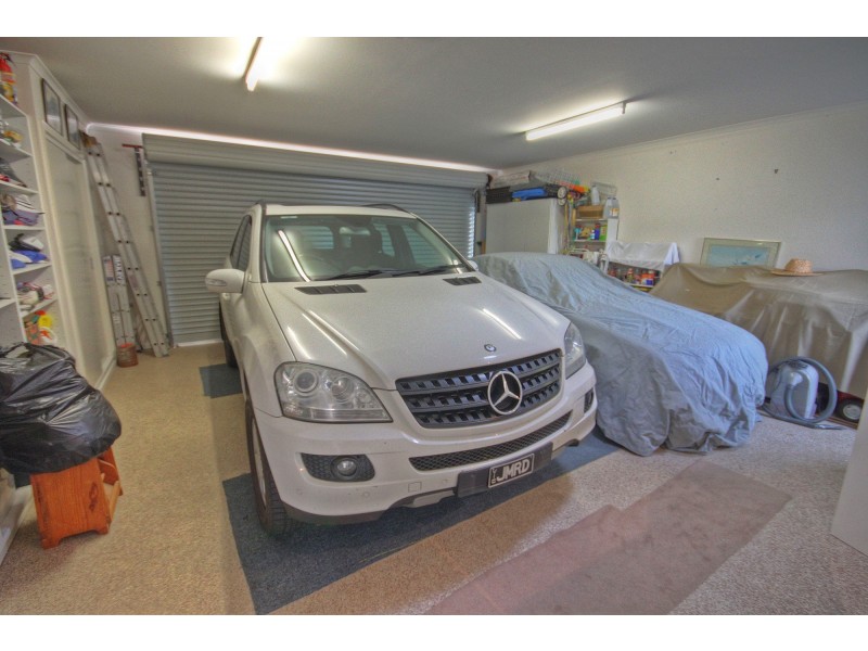 17 Wellington St, Paynesville VIC 3880