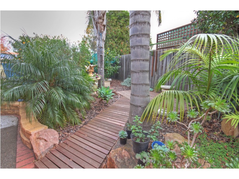 2/22 Schooner Tce, Paynesville VIC 3880