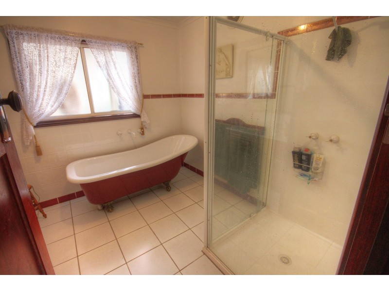 59 Mcmillan St, Bairnsdale VIC 3875