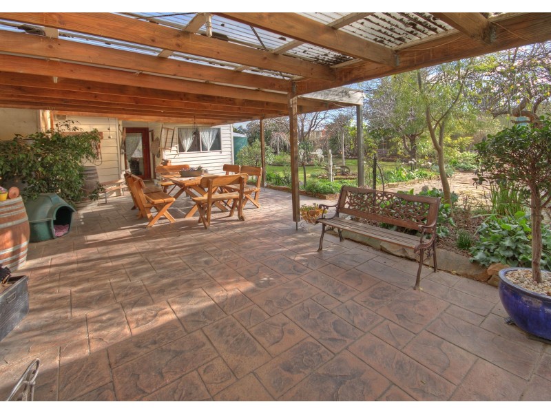 59 Mcmillan St, Bairnsdale VIC 3875