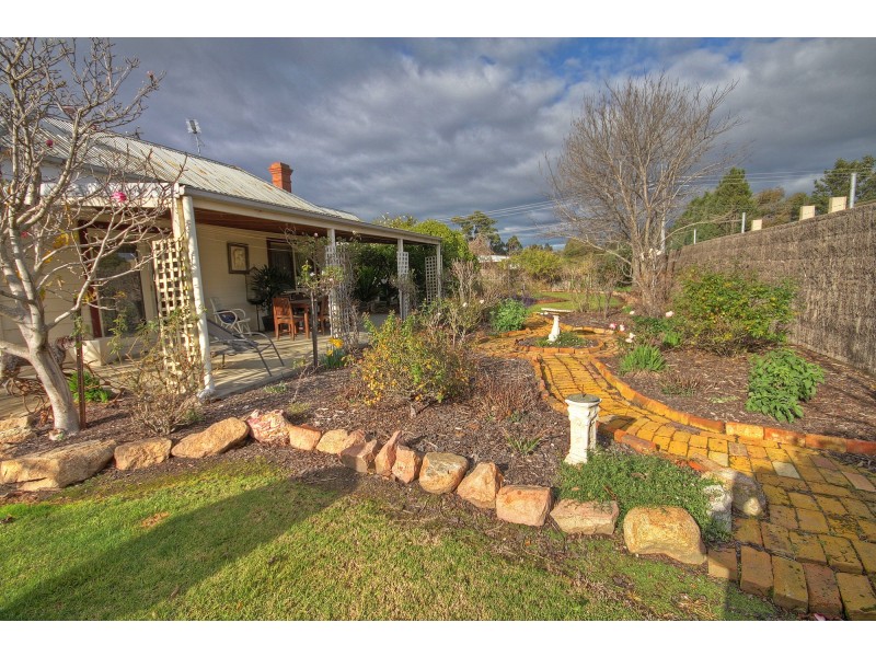 59 Mcmillan St, Bairnsdale VIC 3875