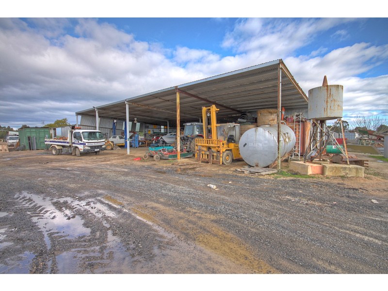 59 Mcmillan St, Bairnsdale VIC 3875