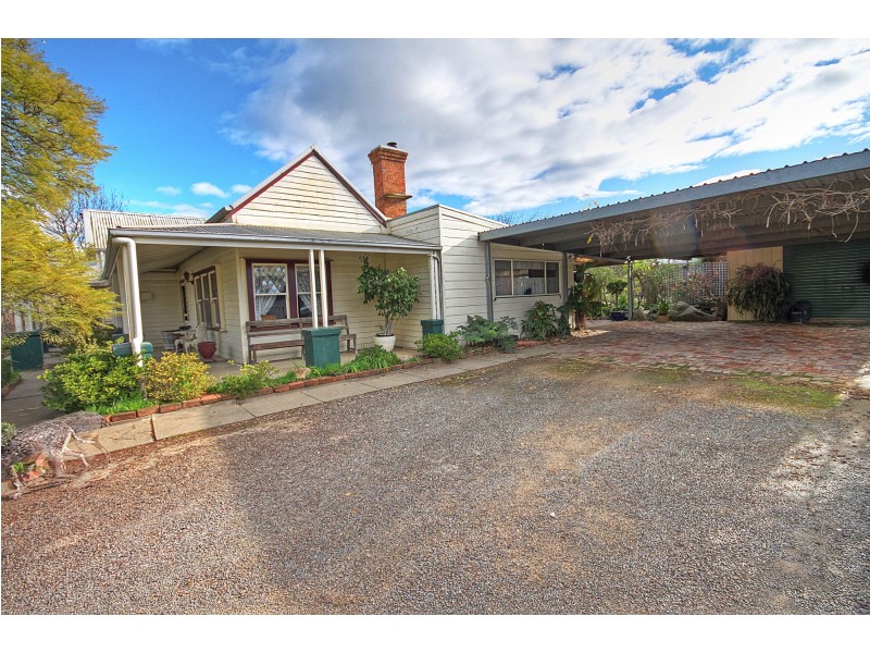 59 Mcmillan St, Bairnsdale VIC 3875