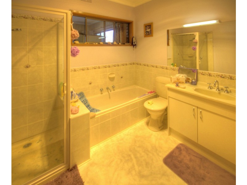 5 Gray St, Bairnsdale VIC 3875