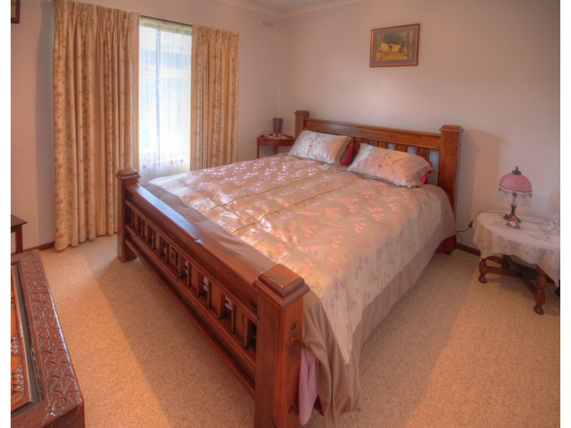 5 Gray St, Bairnsdale VIC 3875