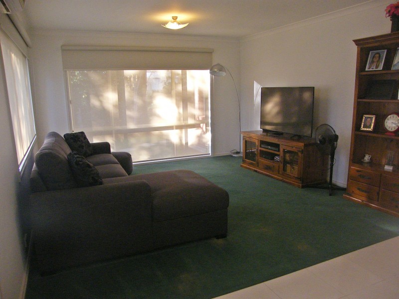33a Macrae St, Bairnsdale VIC 3875