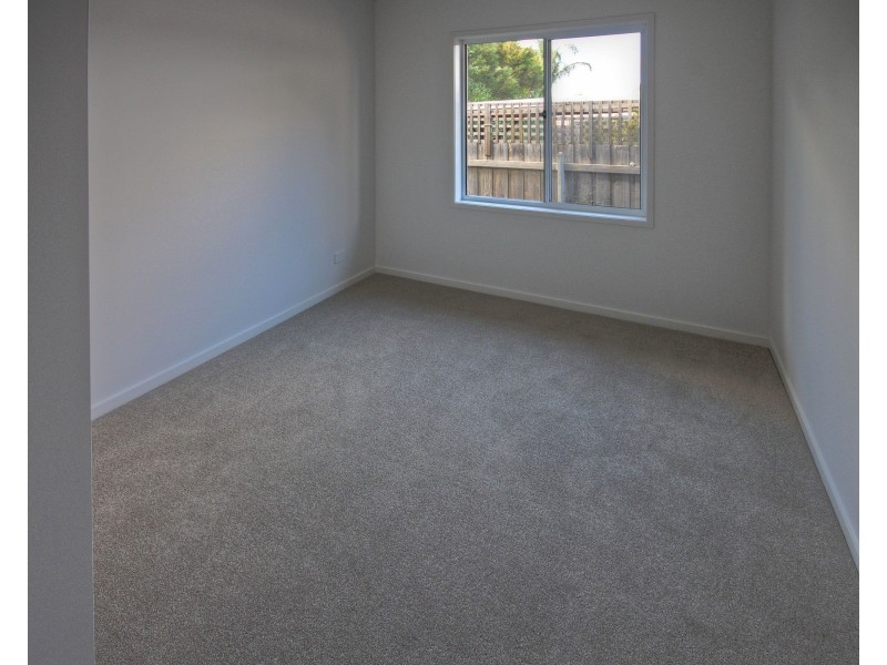 17 Mcmillan Grove, Paynesville VIC 3880