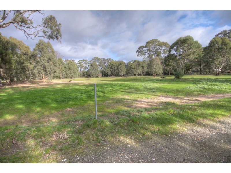 400 Fernbank-glenaladale Rd, Fernbank VIC 3864