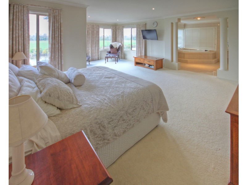 16 The Backwater, Eastwood VIC 3875