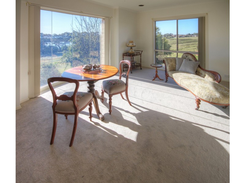 54 Fullarton Dr, Paynesville VIC 3880