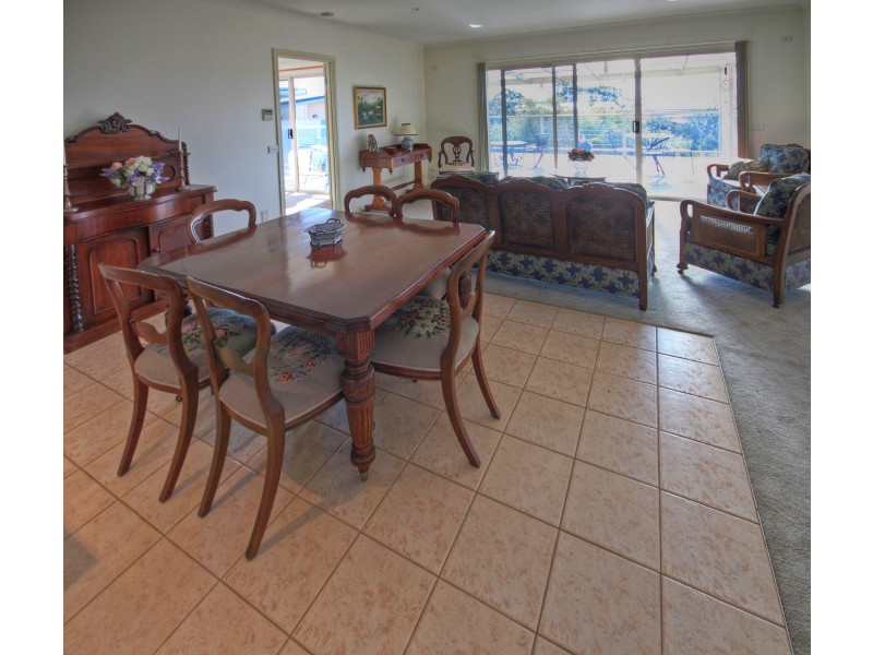 54 Fullarton Dr, Paynesville VIC 3880