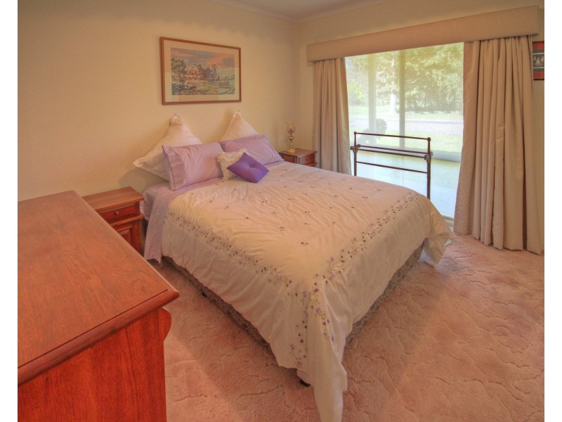 12/13 Currawong Close, Raymond Island VIC 3880